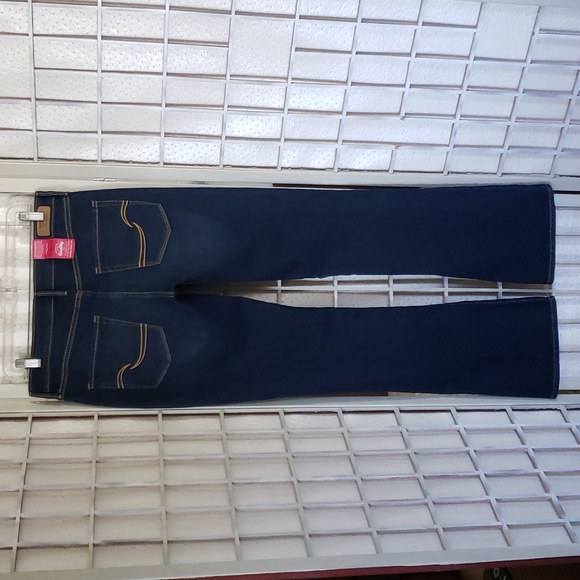 Levis modern boot cut nwt jeans 12 - Picture 5 of 7